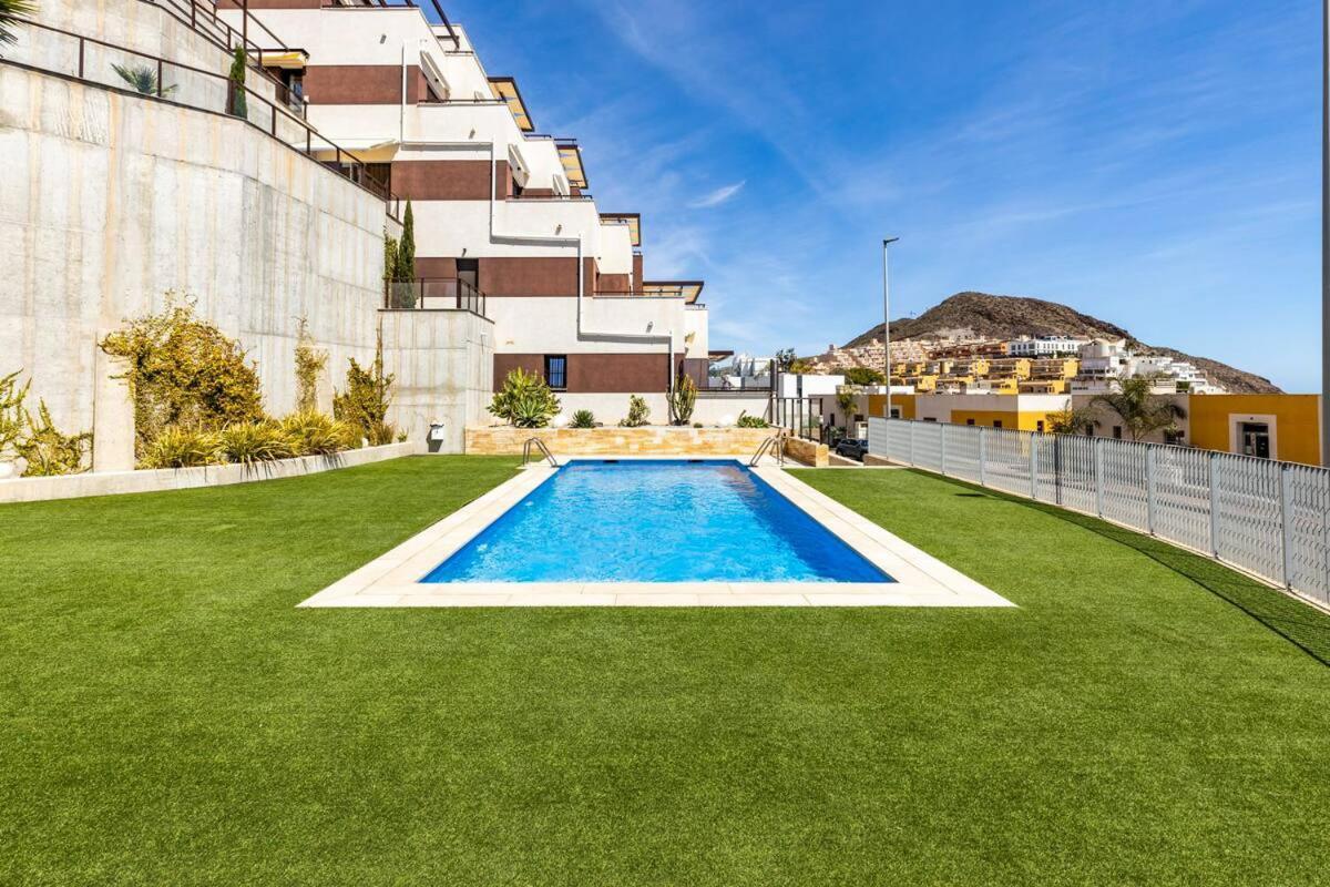 Luxury Designer Apartment - Unbeatable Sea Views 아길라스 외부 사진